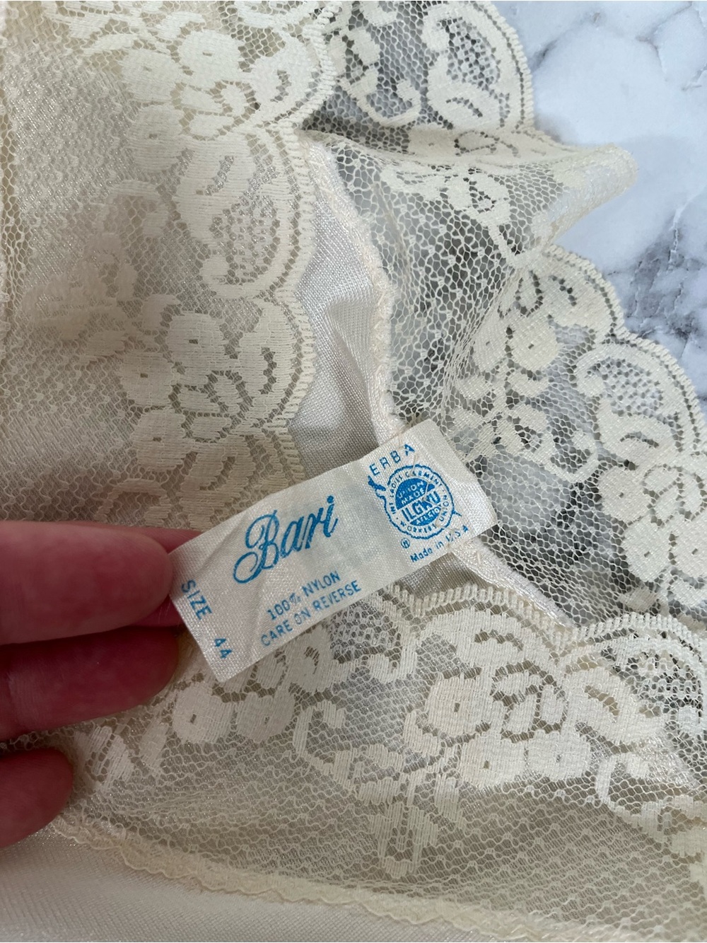 Vintage Bari ivory lace-trimmed nylon cami features an ILGWU union label size 44 - Picture 6 of 7